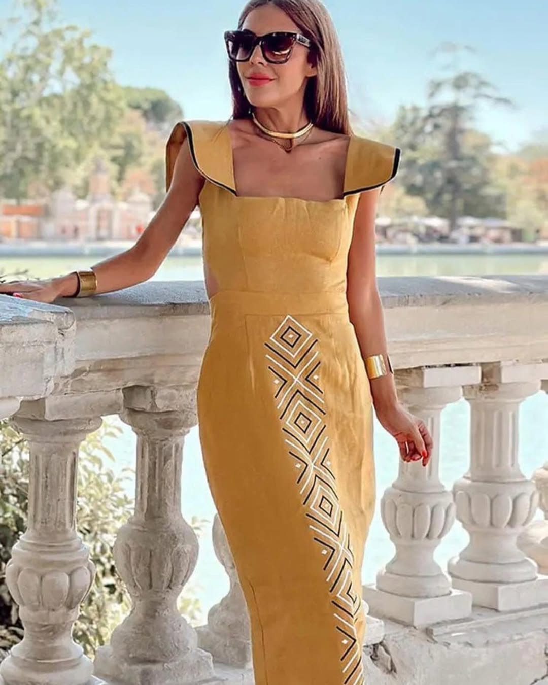 PRINTED BACK KNOT MIDI DRESS