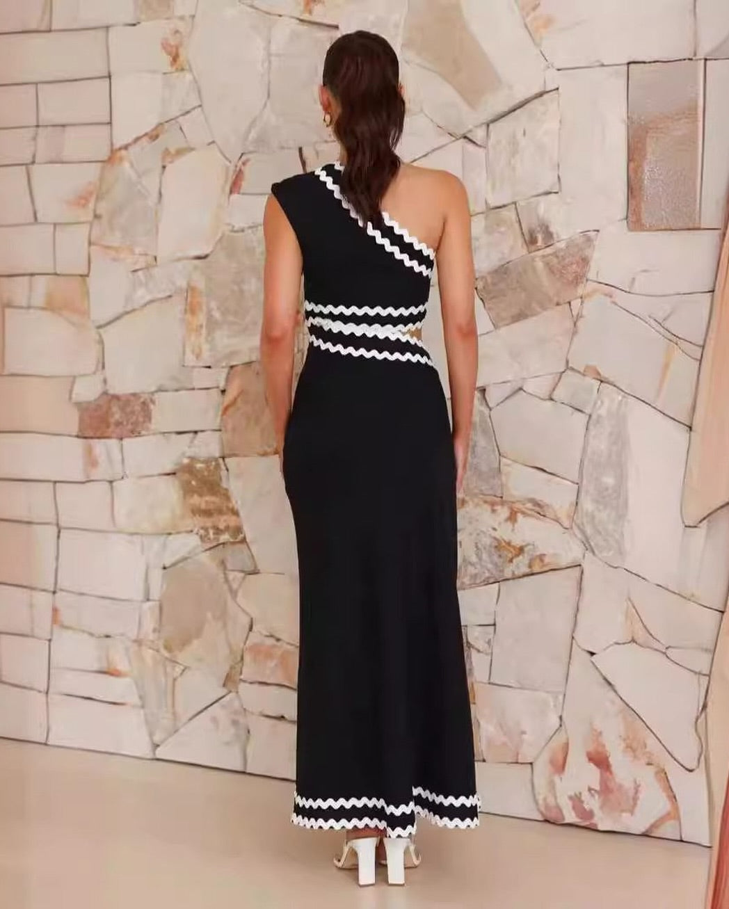 Sirina Statement Oneshoulder Summer Dress